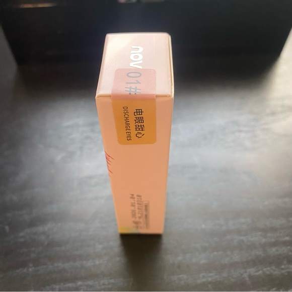 Makeup kit & Eye Primer - Picture 6 of 11